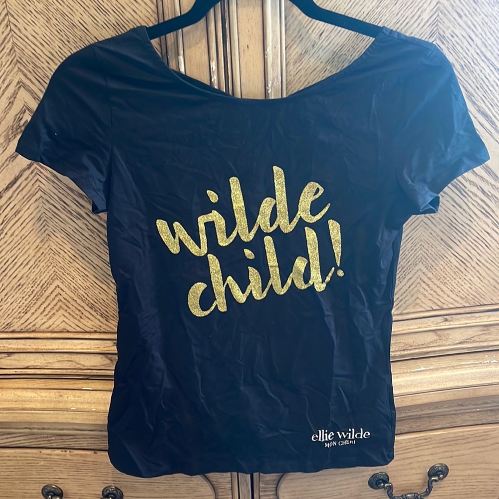 NWOT Ellie Wilde Mon Cheri Black T-shirt